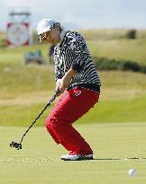 Mika Miyazato of Japan in 4th place at Women's British Open golf