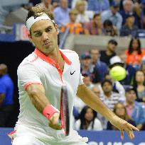 Federer beaten by Djokovic in U.S. Open final