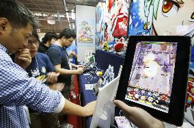 Smartphones, tablets becoming battlefield for game makers