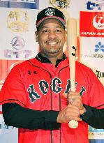 Ex-MLB slugger Ramirez speaks at news conference in Kochi