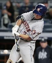 Baseball: Astros beat Yankees for 4th win in row