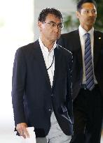 Cabinet reshuffle amid waning support for PM Abe