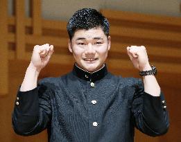 Baseball: Nippon Ham wins rights to record-setting slugger Kiyomiya