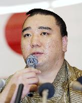 Sumo: Grand champion Harumafuji retires over assault