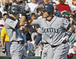 Jojima hits 18th homer, Ichiro gets 2 hits