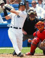 Matsui goes 3-for-4 but Yankees trounced by Red Sox 10-2
