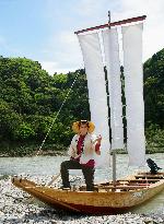 Lone maker of boats unique to Kumano River in Japan