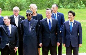 G-7 summit photo session