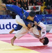 Ono beats compatriot Nakaya in men's 73-kg final at world judo