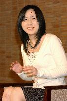 (3) Risa Wataya