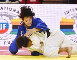 Japan's Arai wins gold