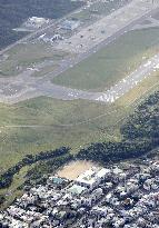 Window falls from U.S. chopper onto Okinawa school