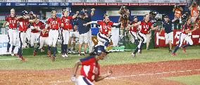 Softball: Americans win world championship