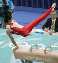 (1)Kashima wins bronze in pommel horse