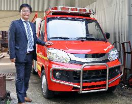 Small fire engine for narrow streets developed