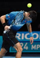 Federer beats Djokovic in ATP world tour finals