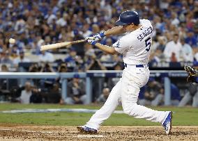 Baseball: Dodgers-Cubs NLCS Game 3