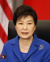 S. Korea's Park replaces prime minister amid uproar over scandal