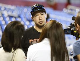 Baseball: Tazawa goes on DL with rib injury