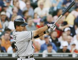 White Sox infielder Iguchi goes 1-for-5 against Tigers