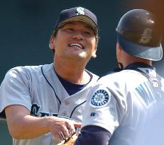 Sasaki notches 6th save