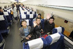 China's fastest train starts operation