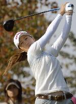 Unheralded Ueda leads LPGA stars at Mizuno Classic