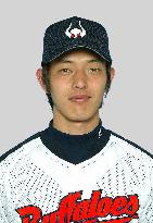 (2)Pitcher Iwakuma gets wish on cash trade to Rakuten