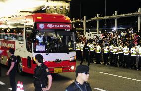 N. Korean athletes arrive in S. Korea for Asian Games