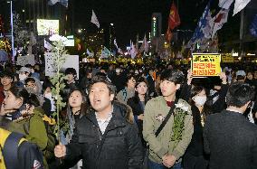 S. Korea marks 1st anniversary of ferry disaster