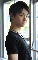 Olympic figure skating champ Hanyu says may turn pro after 2018