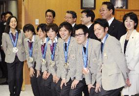 Japanese athletes return home from Vancouver