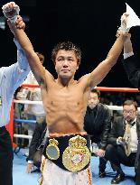 Sakata defends WBA flyweight title