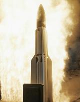 Japan, U.S. carry out 1st missile defense test successfully