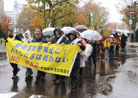 Japan divided over revising Article 9 amid N. Korea threat: poll