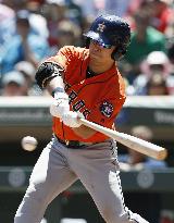 Baseball: Astros extend win streak to 7