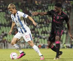 Soccer: Pachuca draw at Santos Laguna in Mexico