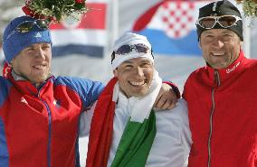 Italian di Centa wins gold in men's 50 kilometers cross country