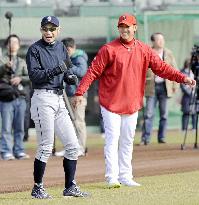 Ichiro, Matsuzaka begin voluntary training in Japan