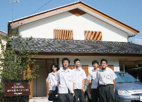 Students operate reference center for wartime underground shelte