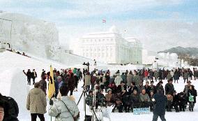 Sapporo kicks off snow festival