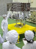 JAXA shows Mercury probe to press