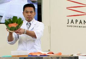 Japanese chef shows "masu-zushi" delicacy at Expo Milano