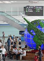 N. Korean citizens visit new terminal at Pyongyang airport