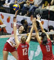 Japan's Ishii in attack vs. Russia in Women's World Cup volleyball