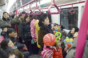 New metro cars with video screens start running in N. Korean capital