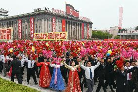 Kim appears at loyalty parade