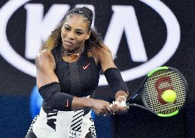 Tennis: Williams sisters in Australian Open final