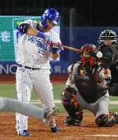 DeNA BayStars slugger Yoshitomo Tsutsugo