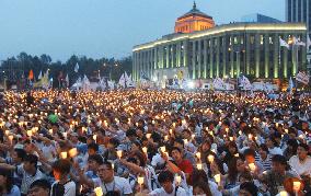 S. Koreans gather for students killed by U.S. forces